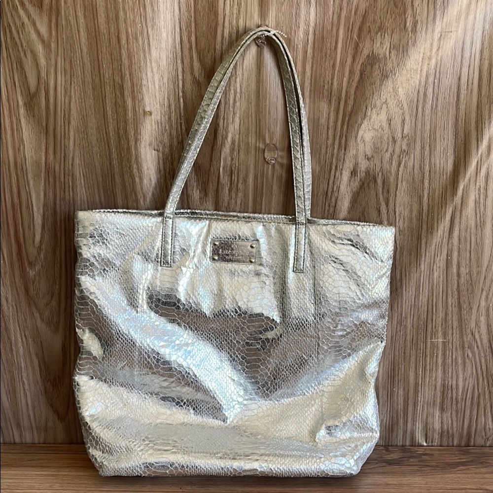 Pre-owned KATE SPADE METALLIC REPTILE PRINT TOTE Silver Women's Shoulder Shopper